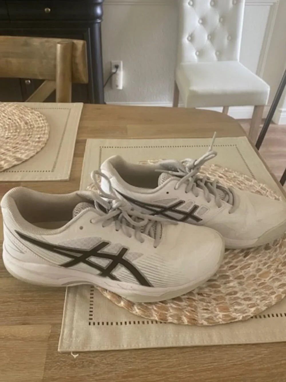 Women's ASICS Tennis Court Shoes - Size 9